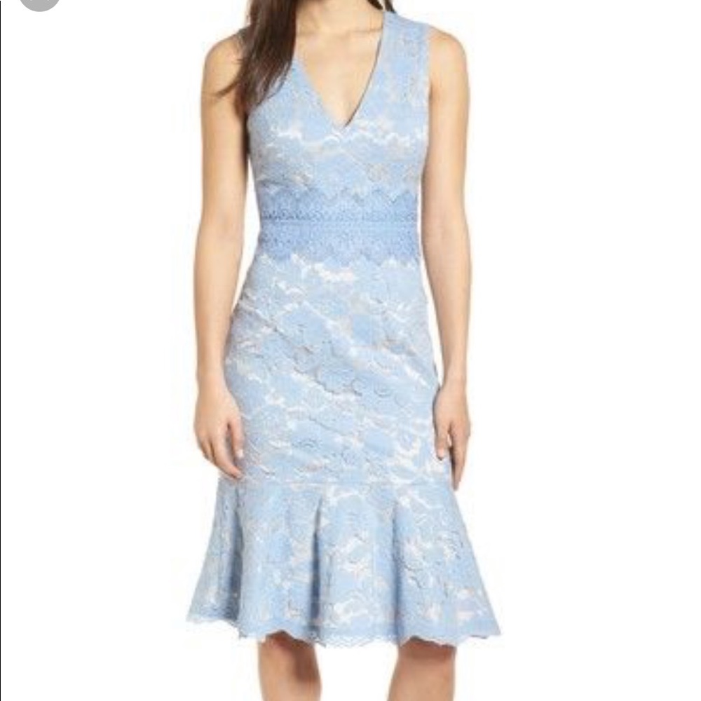 Vince Camuto ice blue lace overlay sheath dress